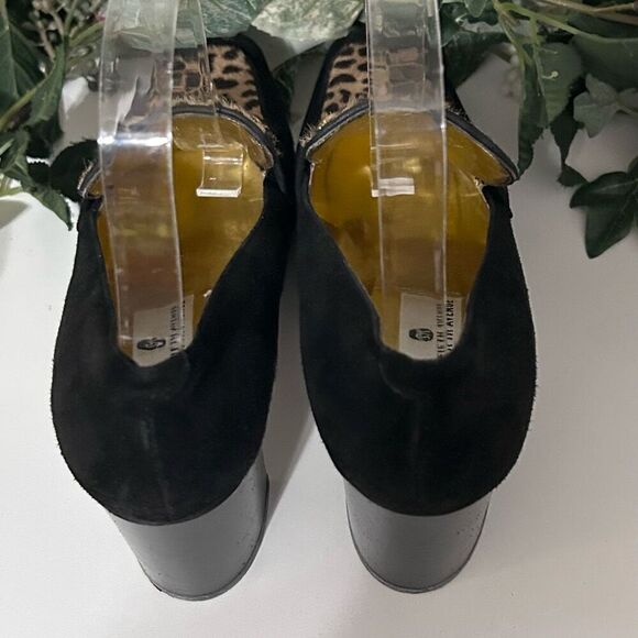 Saks Fifth Avenue Heels Women’s Size 8 AA Black Suede Animal Print Loafer Pump - Picture 7 of 15